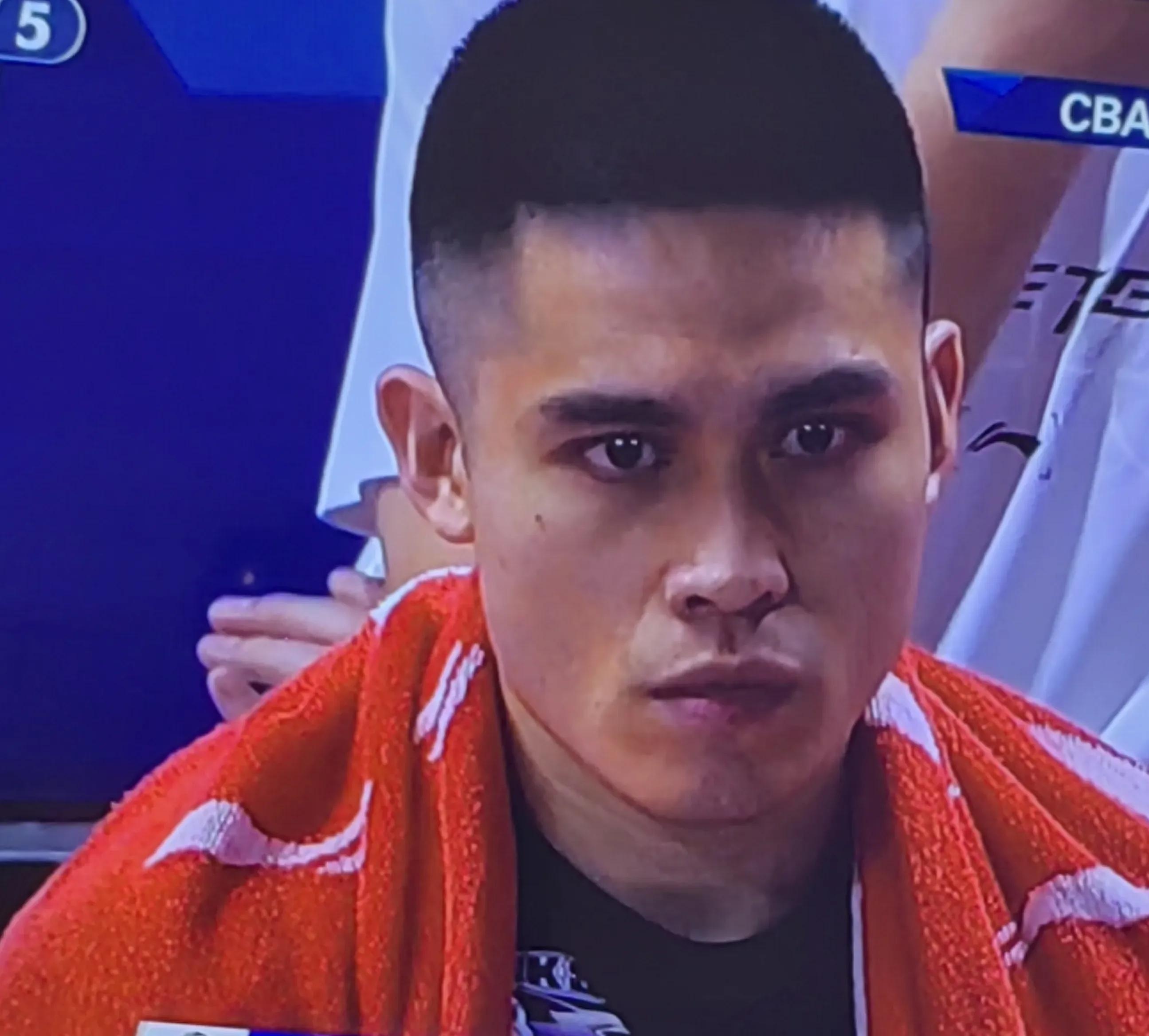 娱乐-今晨北京首钢备战欧超杯；篮板制胜细节曝光；引发热议；球探报告显示潜力(麦迪35秒13分背景音乐)