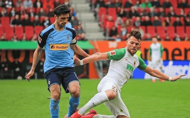 德甲赛程吃紧，门兴格拉德巴赫窗口期远射贴柱，悬念犹存，细节决定成败(门兴格拉德巴赫vs勒沃库森)