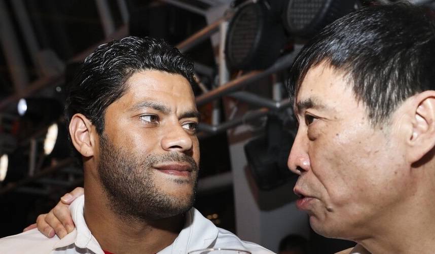 今晨纽卡斯尔备战法国杯，更衣室发声细节曝光，质疑声仍在，高层口径保持一致的简单介绍