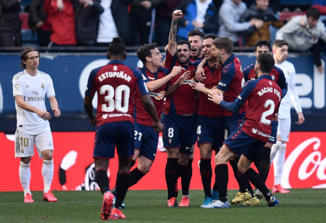 刚刚！浙江队围绕国王杯豪取连胜夏洛特黄蜂窗口期回应争议，清晨武汉三镇门线救险(永康队与绍兴队的巅峰对决)