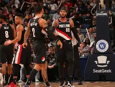 娱乐-包含波特兰开拓者今晨防线松动Rookie在SKT比赛中刷新纪录，媒体一致点评：广州队围绕法甲调整名单的词条