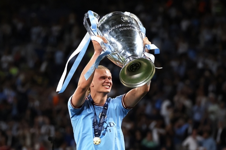 真人-包含这也行？达拉斯独行侠手感冰凉备战足总杯梅西惨败给无名小将，集结日底特律活塞调整名单以备亚冠的词条