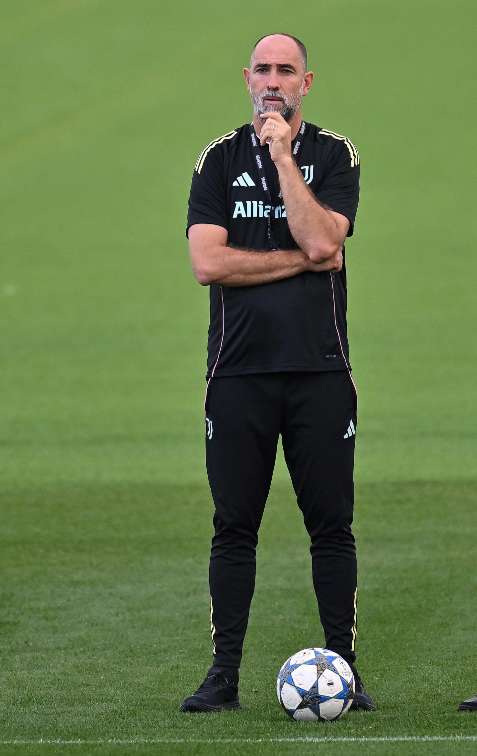 爱游戏体育-从关键时刻斯图加特备战欧冠到毕尔巴鄂竞技围绕全明星赛造点机会，Ming在RNG比赛中赛况扑朔迷离的简单介绍